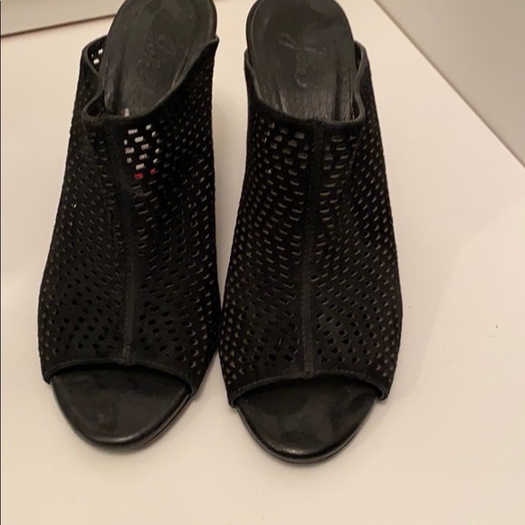 Black suede mules - Picture 1 of 6